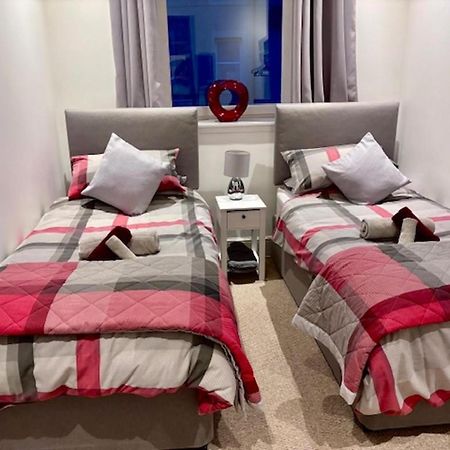 Stunning Spacious Apartment On River Ness Ίνβερνες Εξωτερικό φωτογραφία