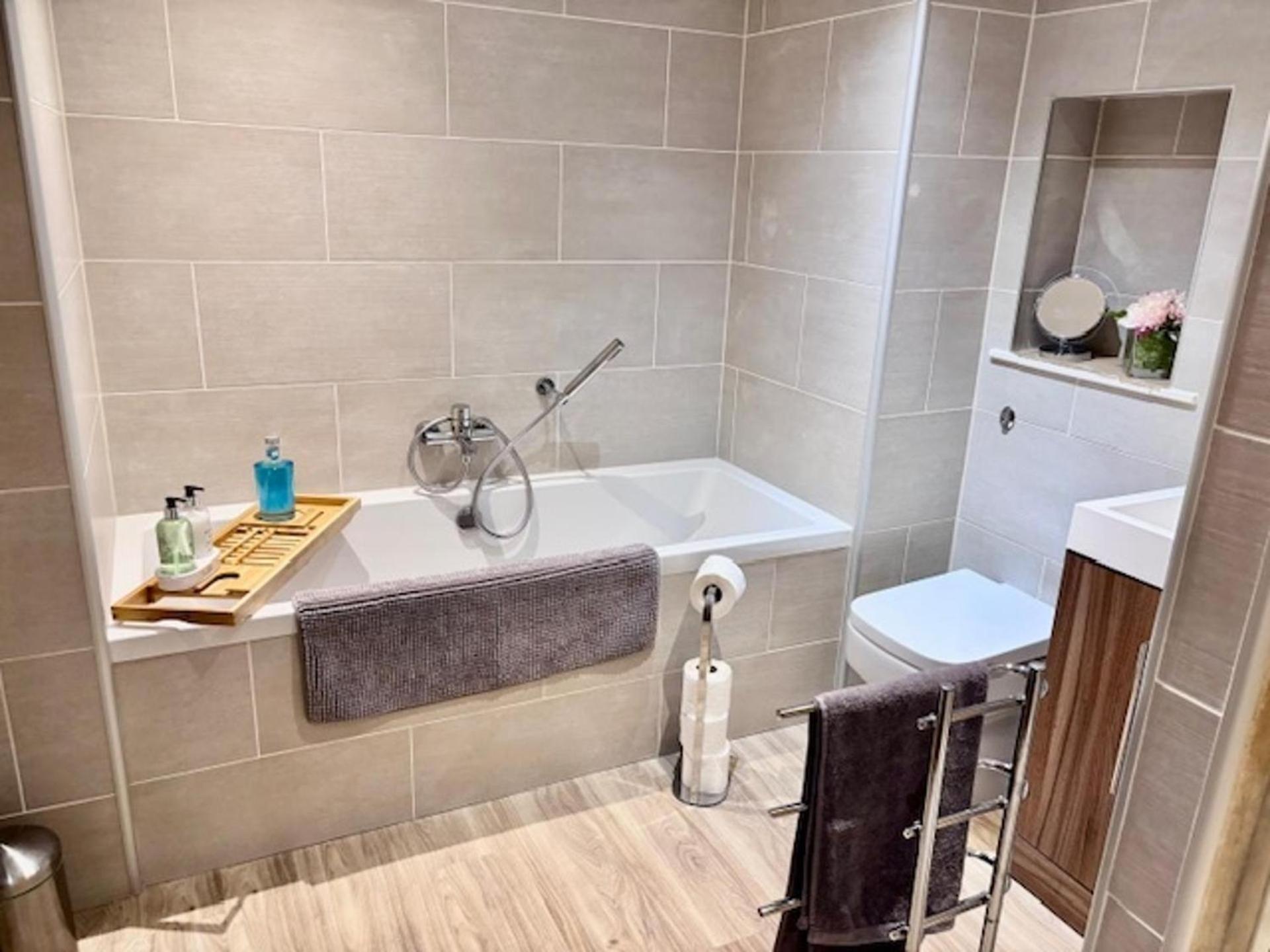 Stunning Spacious Apartment On River Ness Ίνβερνες Εξωτερικό φωτογραφία